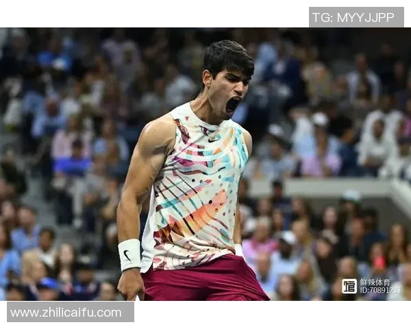 阿尔卡拉斯精彩表现成功晋级赛事下一轮展现冠军潜力