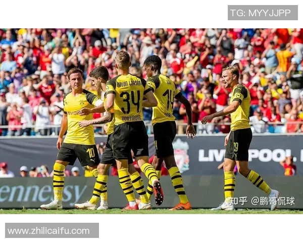 多特蒙德逼平汉堡,保住榜首位置优势