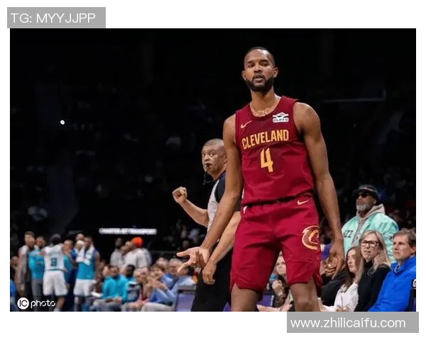 国王球员荣膺本赛季最佳防守球员